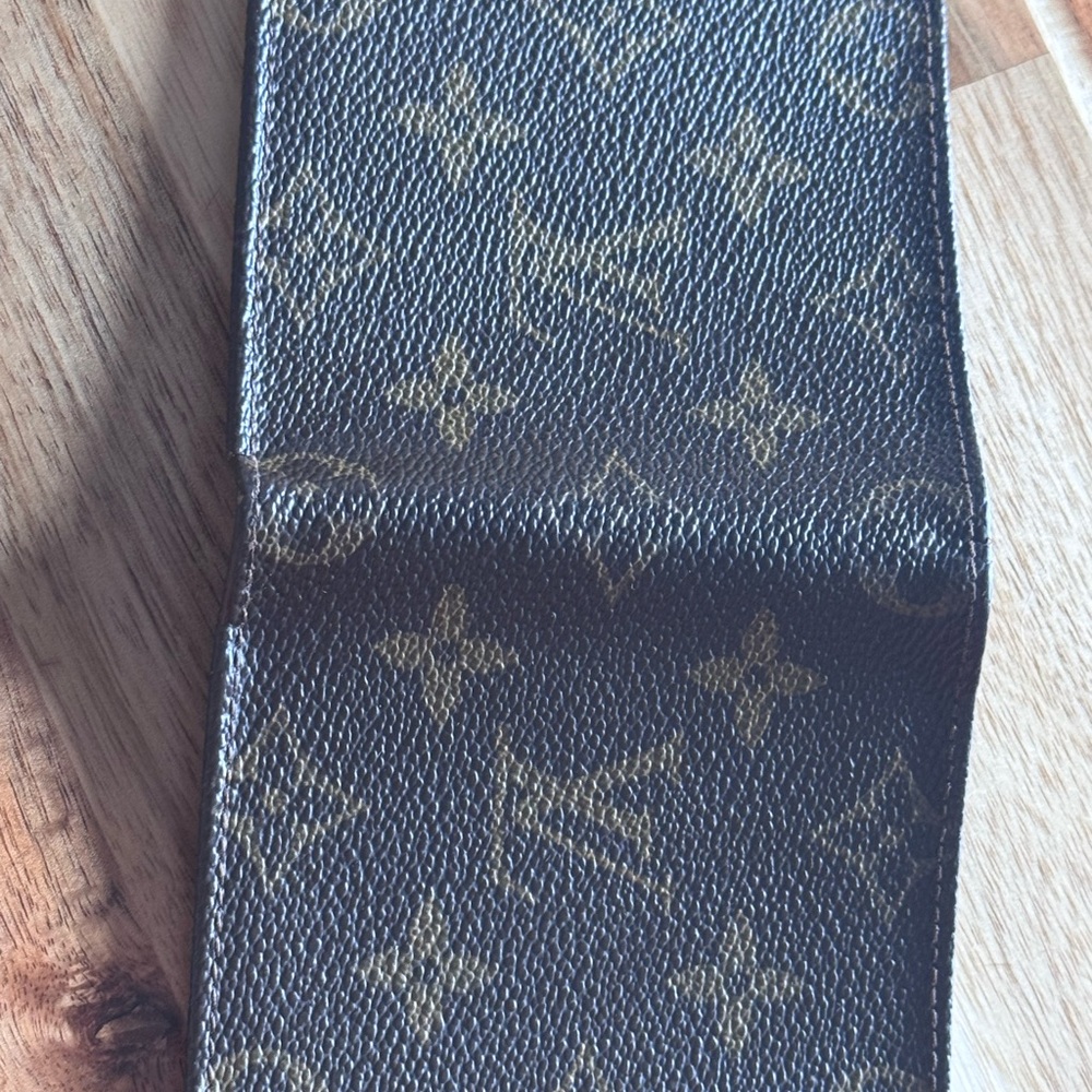 Louis Vuitton Brown and Gold Monogram Card Holder bi fold wallet EUC! - Picture 4 of 8